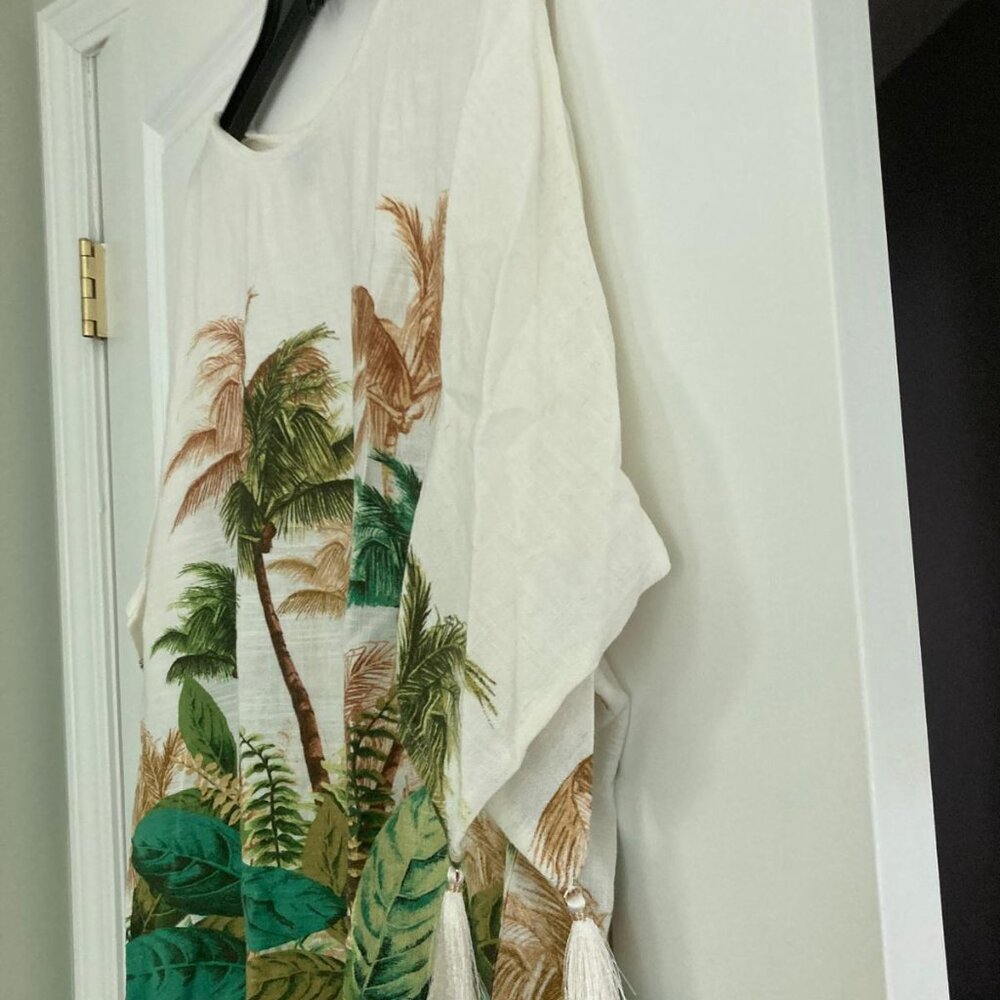 JM Collection Cold Shoulder Top - Picture 3 of 3